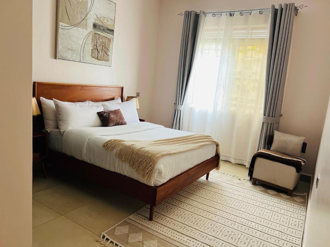 Alsander Homes Raspberry Kampala Luaran gambar