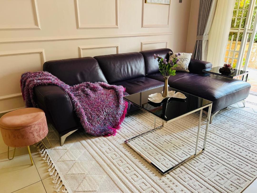 Alsander Homes Raspberry Kampala Luaran gambar